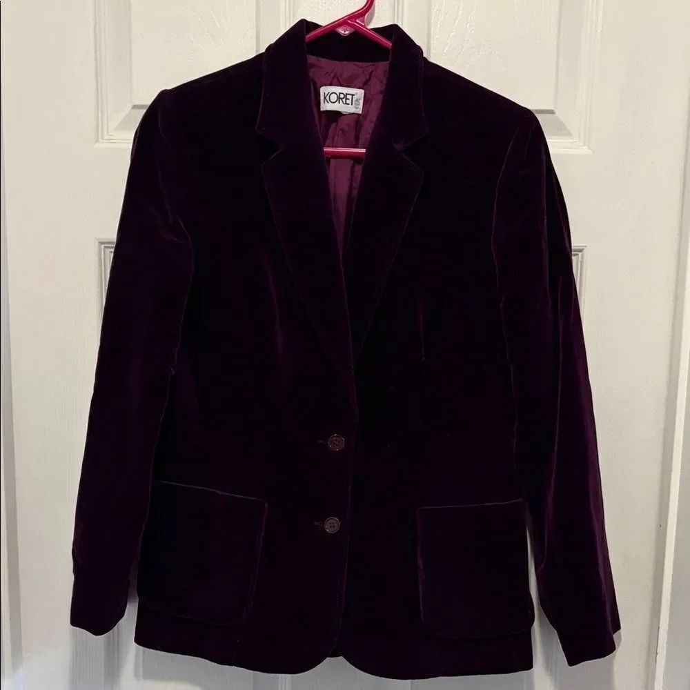 Koret vintage velvet jacket small